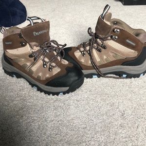 Bear paw hiking boots